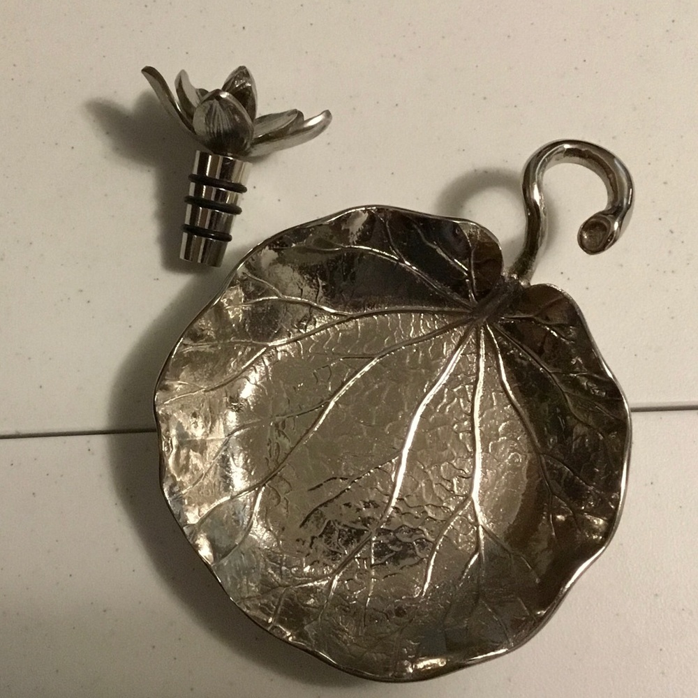 Michael Aran Wine Tray & Stopper